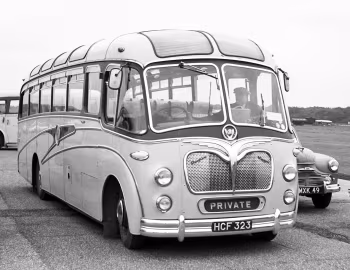 Bedford SBG Duple Vega [UK-spec] (C38F) '1955