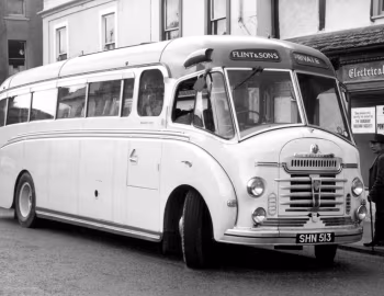 Bedford SB Duple Vega (C37F) '1953
