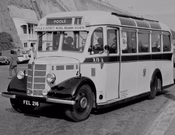 Bedford WTB Duple (B25F) '1938