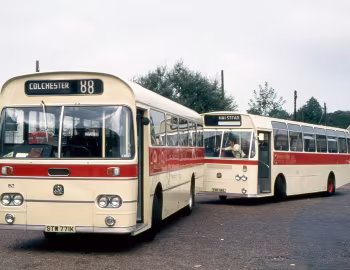 Bedford YRQ Marshall Camagna, Bedford YRT Marshall Camair