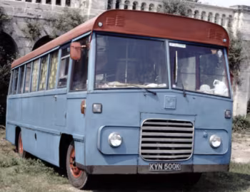 Bedford VAS5 Strachans [UK-spec] (B25FL) '1972
