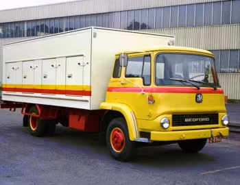Bedford TK VBK refrigerator [EU-spec] '1975–76