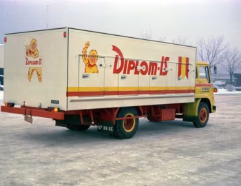 Bedford TK VBK refrigerator [EU-spec] '1975–76