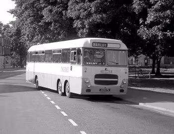 Bedford VAL14 Willowbrook [UK-spec] (B64F) '1963