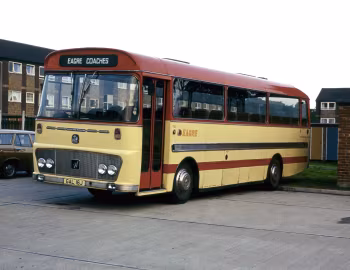 Bedford YRQ Willowbrook [UK-spec] (DP52F) '1971