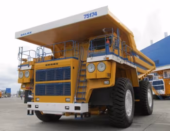 БелАЗ-75174
