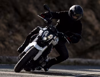 Benelli 302S '2019–pr.