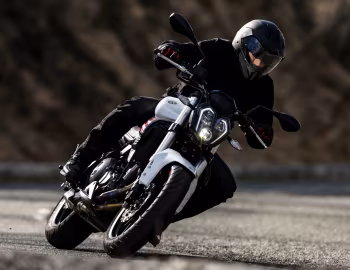 Benelli 302S '2019–pr.