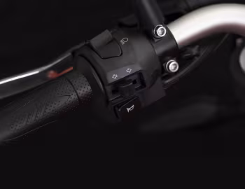 Interior Benelli TNT 25N '2023–pr.