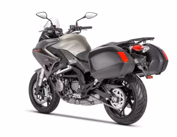 Benelli TNT 600 GT '2015–н.ч.