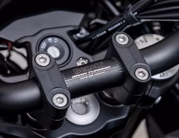 Interior Benelli TRK 502 '2020–23