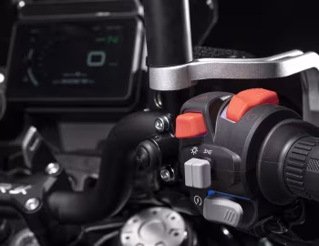 Interior Benelli TRK 702 X '2023–pr.