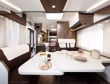 内饰 2021–至今 Benimar Amphitryon 940 '2020–至今