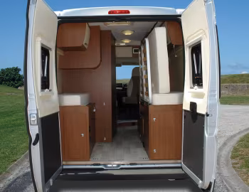 Interior 2013–14 Benimar Benivan 102 '2012–14