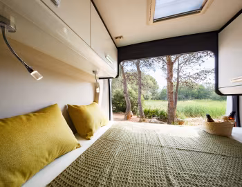Interior 2020–21 Benimar Benivan 104up '2019–21