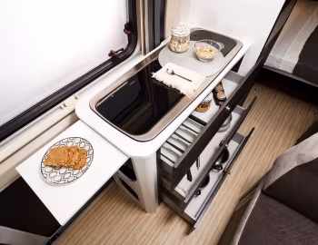 Interior 2021 Benimar Benivan 116up '2020–21