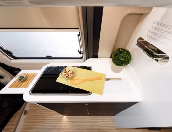 Interior 2019–21 Benimar Benivan 145 '2018–21