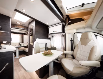 Interior 2019–20 Benimar Mileo 282 '2018–20