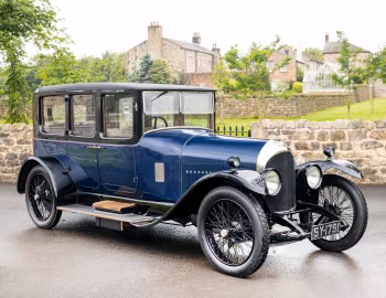 Bentley 3 Litre Saloon by Gurney Nutting (#203) '1923