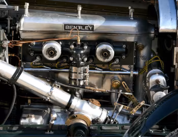 Sob o capô Bentley 4 ½ "Blower" '1926–30
