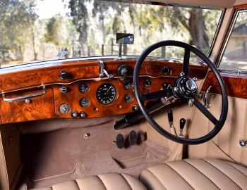 Interior Bentley 4 ¼ Litre Coupe by Park Ward (B131MX) '1939