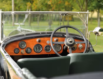 Painel frontal Bentley 6 ½ Litre Sports Tourer by Vanden Plas '1927–30