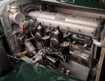Sob o capô Bentley 8 Litre Open Tourer by Harrison '1931