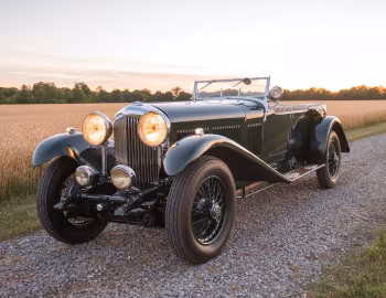 Bentley 8 Litre Tourer by Vanden Plas (YX5118) '1932