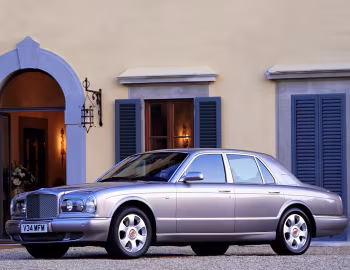 Bentley Arnage Red Label [UK-spec] '1999–2002