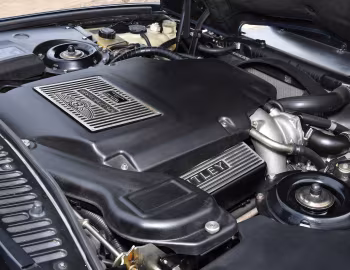 Sob o capô Bentley Azure [UK-spec] '1995–2002
