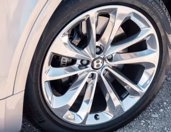 Bentley Bentayga [Worldwide] '2016–20