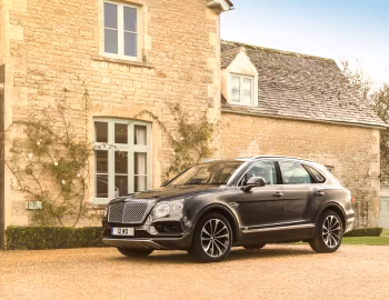 Bentley Bentayga [UK-spec] '2016–20