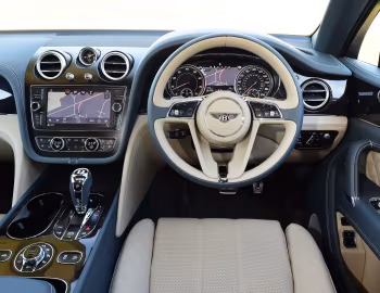 Painel frontal Bentley Bentayga [UK-spec] '2016–20