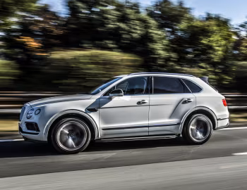 Bentley Bentayga Styling Spec [Japan] '2016–20