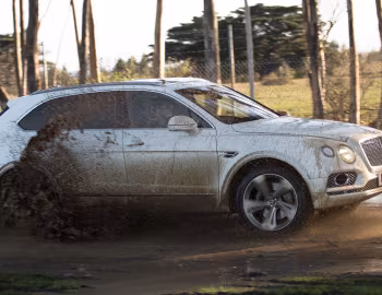 Bentley Bentayga [Australia] '2016–20