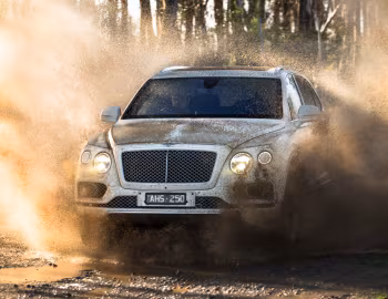 Bentley Bentayga [Australia] '2016–20