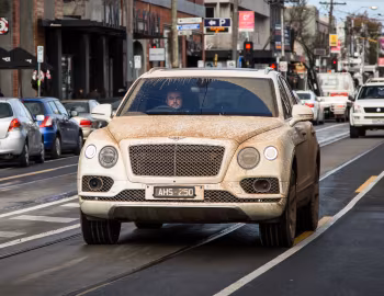 Bentley Bentayga [Australia] '2016–20