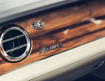 Bentley Bentayga Azure Hybrid [UK-spec] '2022–pr.