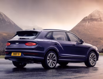 Bentley Bentayga EWB Azure [Worldwide] '2022–pr.