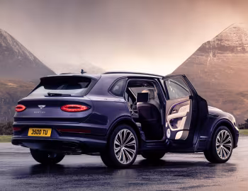 Bentley Bentayga EWB Azure [Worldwide] '2022–pr.