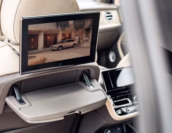 Interior Bentley Bentayga EWB Azure [Worldwide] '2022–pr.