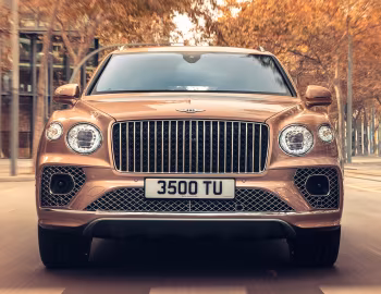 Bentley Bentayga EWB Azure [Worldwide] '2022–pr.