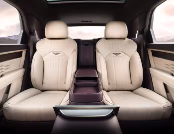 Interior Bentley Bentayga EWB Azure [Worldwide] '2022–pr.