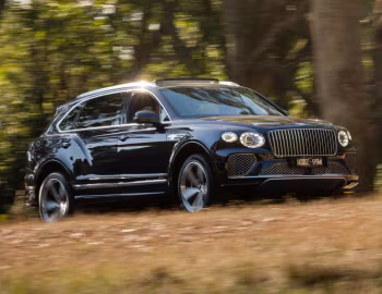 Bentley Bentayga EWB Azure [Australia] '2022–pr.