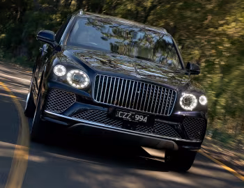 Bentley Bentayga EWB Azure [Australia] '2022–pr.