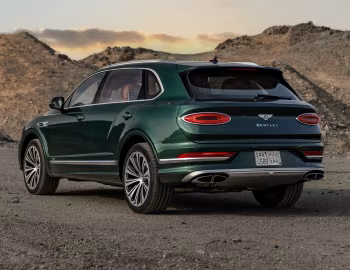 Bentley Bentayga EWB Azure [Middle East] '2022–pr.