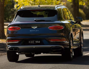Bentley Bentayga EWB Azure [Australia] '2022–pr.