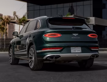 Bentley Bentayga EWB Azure [Middle East] '2022–pr.