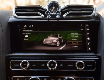 Interior Bentley Bentayga EWB Azure [Australia] '2022–pr.
