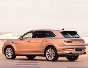 Bentley Bentayga EWB Azure [Worldwide] '2022–pr.